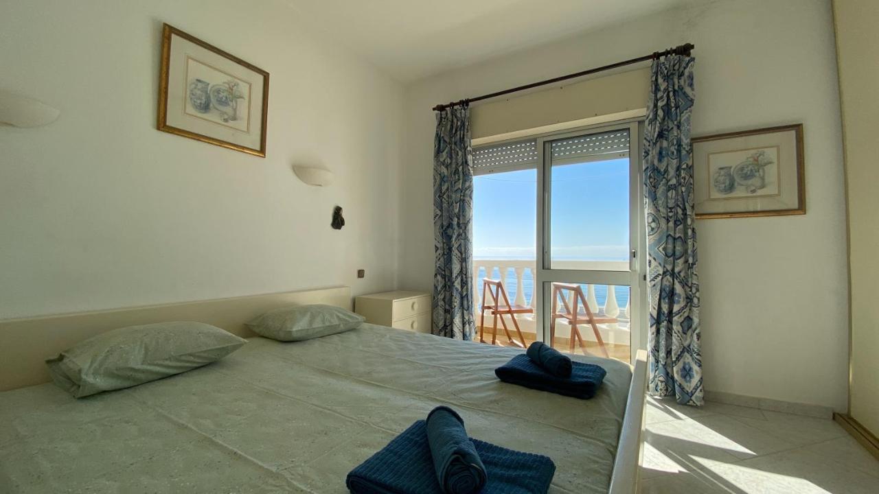 Rosa Guest House #6 - Com Vista Mar, Mesmo Em Frente A Praia Do Inatel Em אלבופיירה מראה חיצוני תמונה