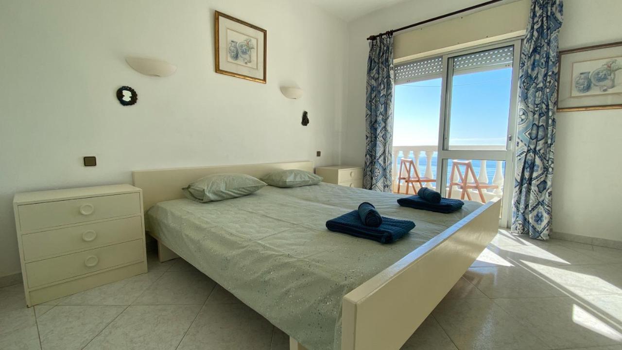 Rosa Guest House #6 - Com Vista Mar, Mesmo Em Frente A Praia Do Inatel Em אלבופיירה מראה חיצוני תמונה