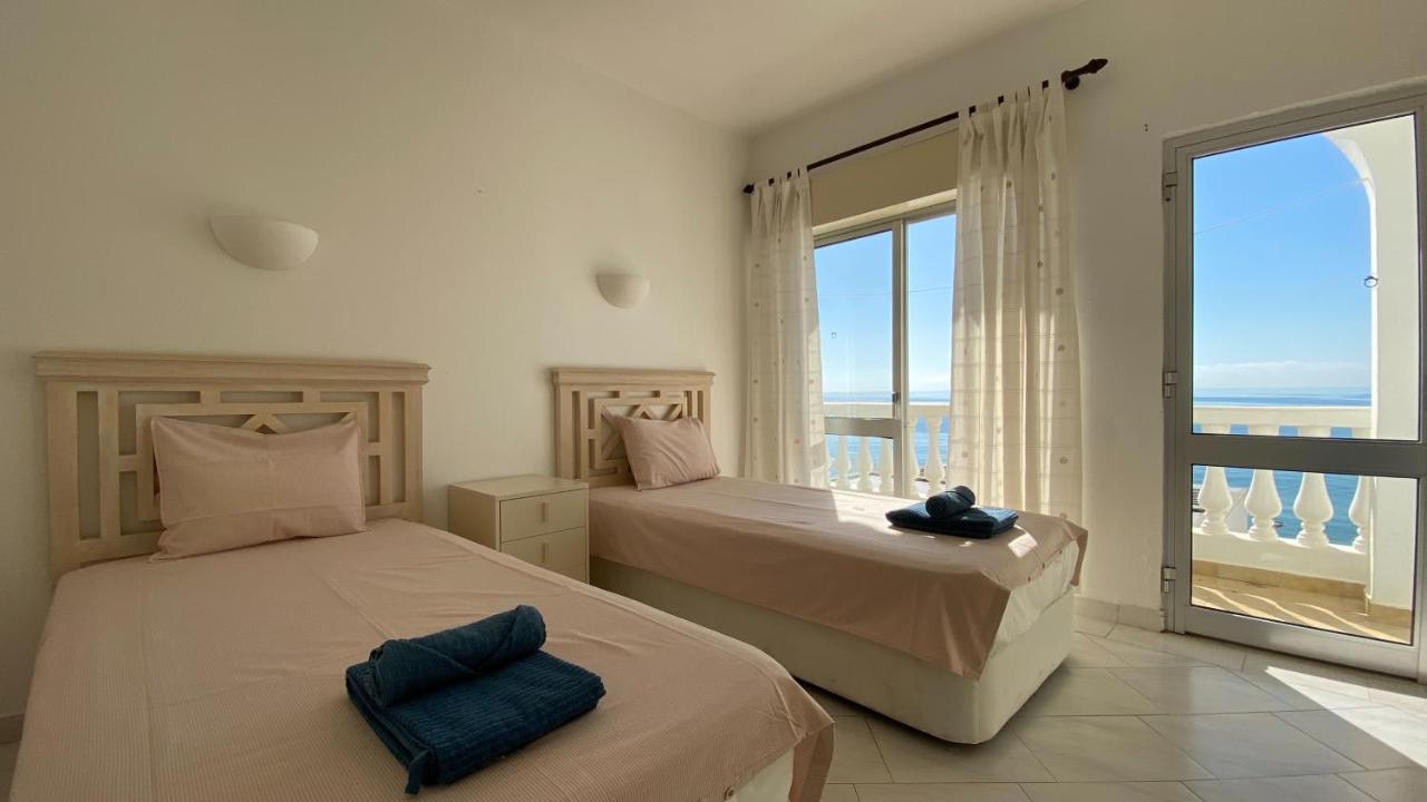 Rosa Guest House #6 - Com Vista Mar, Mesmo Em Frente A Praia Do Inatel Em אלבופיירה מראה חיצוני תמונה