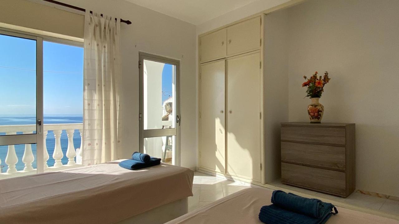 Rosa Guest House #6 - Com Vista Mar, Mesmo Em Frente A Praia Do Inatel Em אלבופיירה מראה חיצוני תמונה